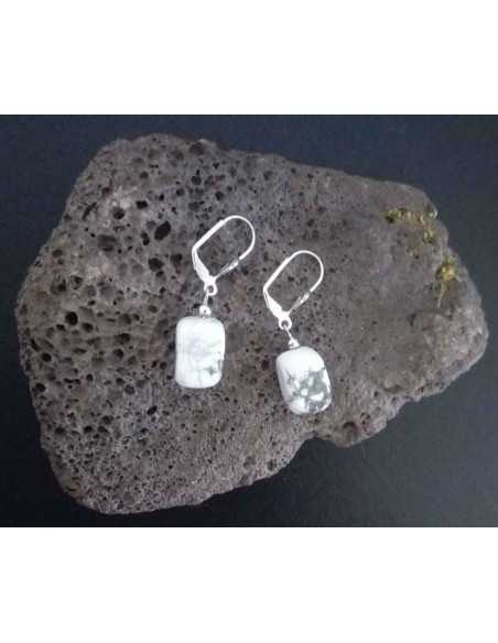 Boucles d'oreilles howlite pierre semi précieuse naturelle 1.5 cm